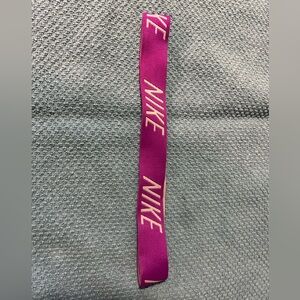 Nike Women's Fuchsia Logo Elastic Headband